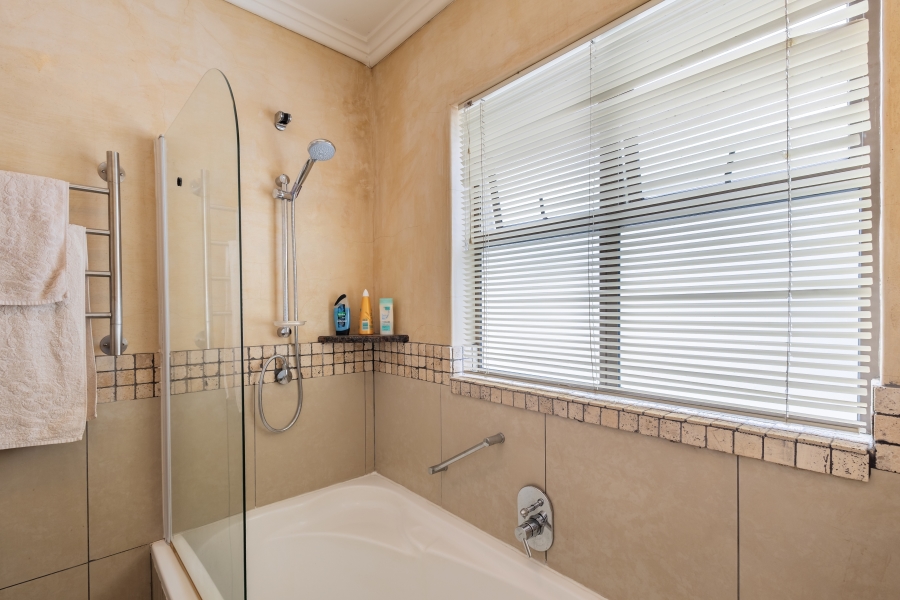 3 Bedroom Property for Sale in Knysna Central Western Cape